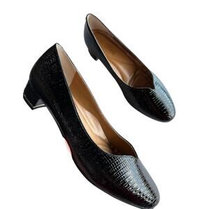 J Renee Women's Snakeskin Low Wedge Heel Shoes - Size: 8 1/2 Medium
